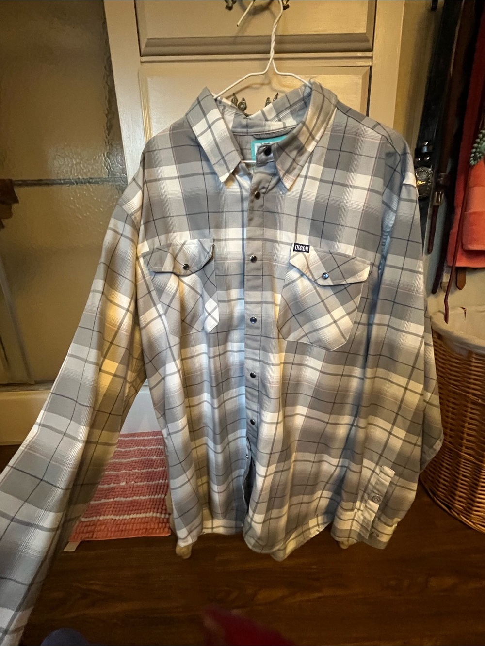 Dixxon Long-Sleeve heavy Gray Plaid Button-Up Shirt